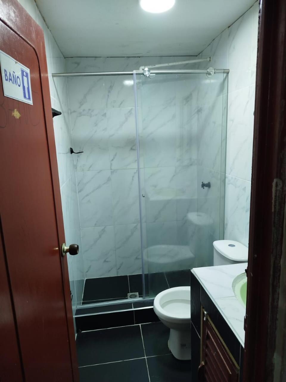 Hostal La 18 Pereira Extérieur photo