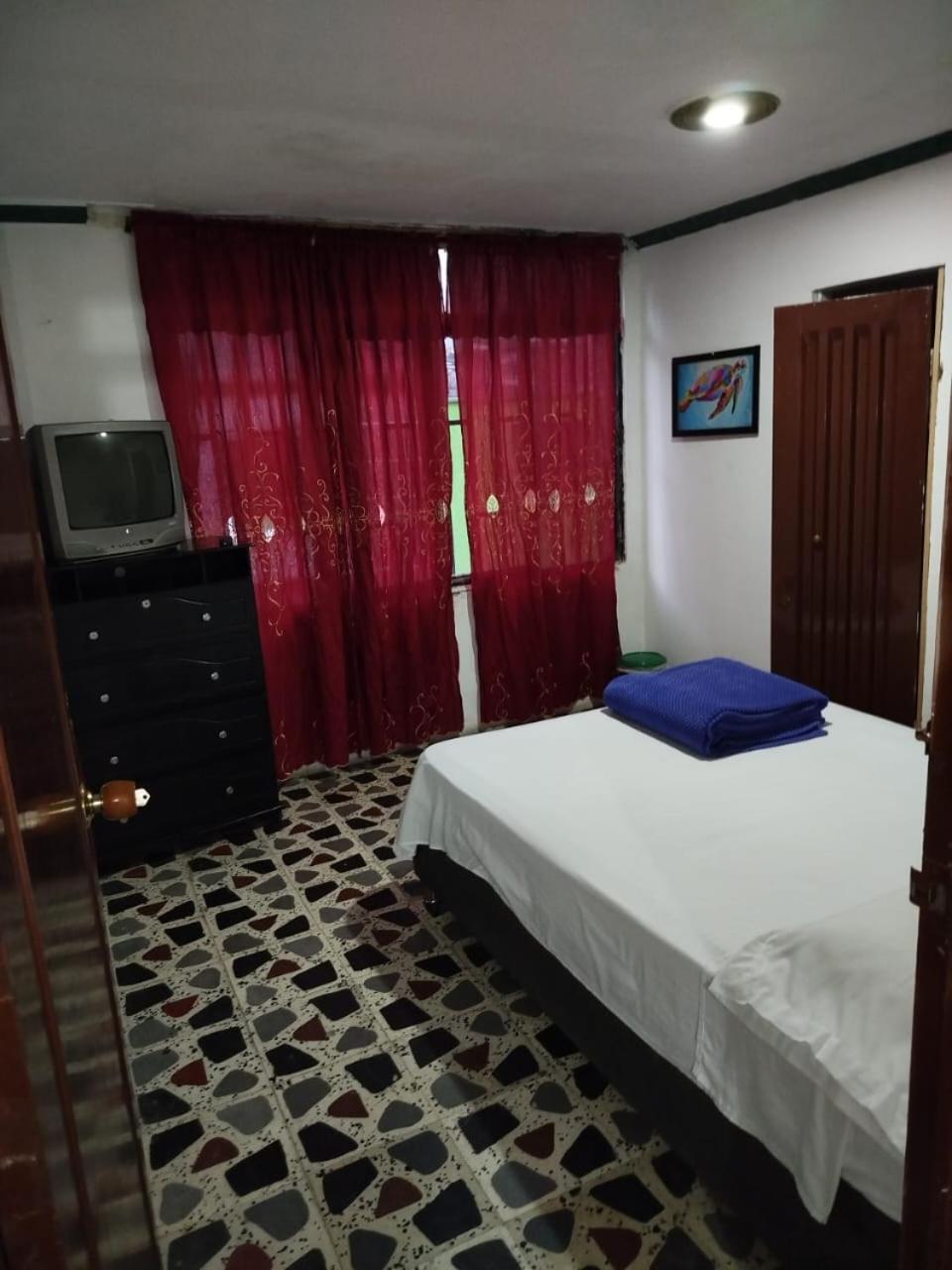 Hostal La 18 Pereira Extérieur photo